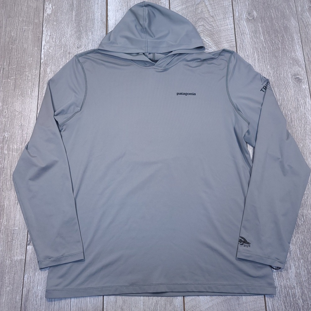 Patagonia R0 Sun Hoodie Mens Size Large Gray Triple-S Invitational 2018 UPF 50